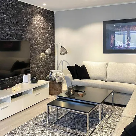 4 Bedroom Awesome In